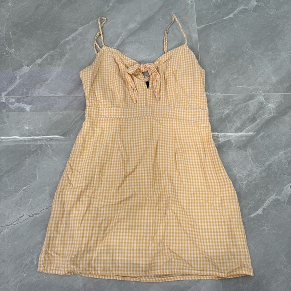 Women’s Lulus Music City Gingham Tie Front Spaghetti Strap Mini Dress Small - Picture 4 of 16